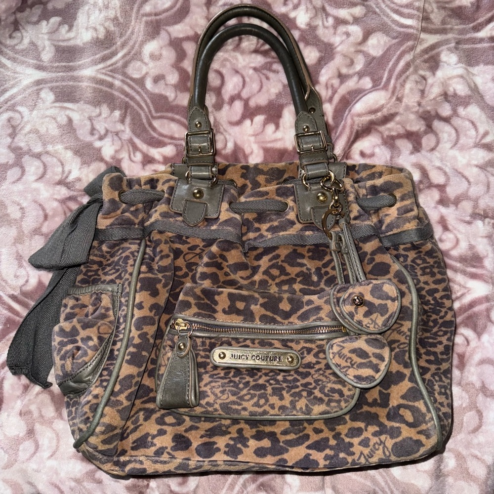 2010 Juicy Couture daydreamer in cheetah print